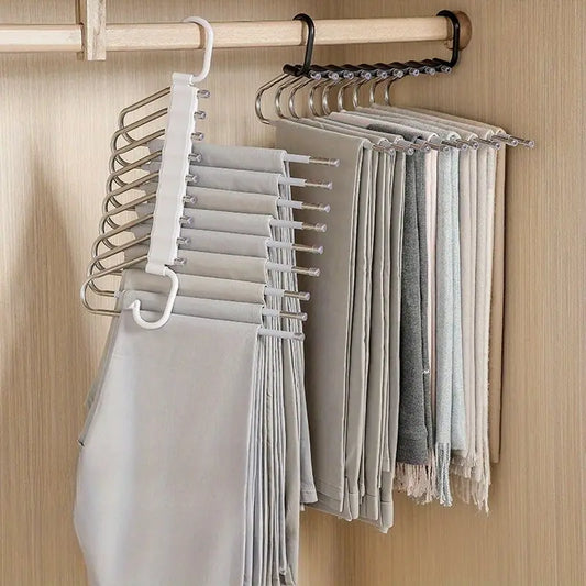 Libérez jusqu’à 80 % d’espace dans votre dressing en un geste !